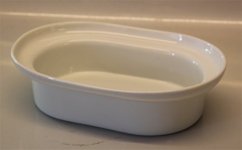 HANK Bing & Groendahl White Dinnerware, Magnussen 877 Bowl , oval  7 x 18,  26 cm
