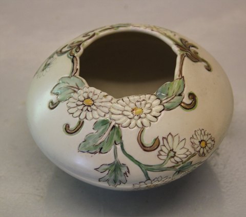 B&G Porcelain B&G 73-24 At Nouveeau Vase with Flowers in relief Signed Fanny Gaarde Decorated with colours ca 9 x 12.5 cm