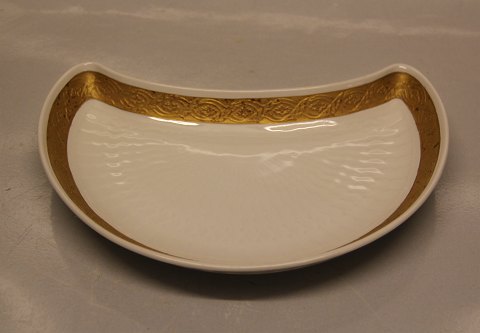 Royal Copenhagen Gold Fan Dinnerware 414-11551 Crescent, dish 21 cm (1114352)