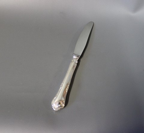 Barnekniv i Herregård, tretårnet sølv.5000m2 udstilling.