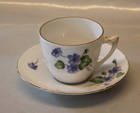 B&G Blue Anemone  white porcelain 102 Cup and saucer (
