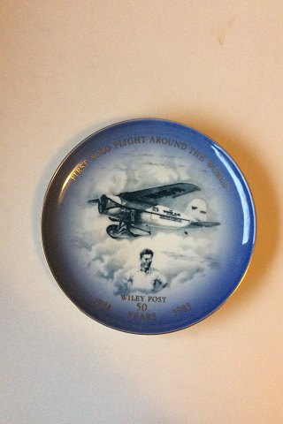 Bing & Grondahl SAS Plate - First solo flight around the world