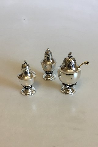 Georg Jensen Sterling sølv Salt og peber sæt samt sennepskrukke med forgyldt ske No 235