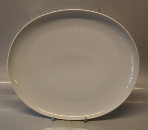 B&G porcelain White Koppel 420 Oval dish 31 x 26.5 cm Koppel ?