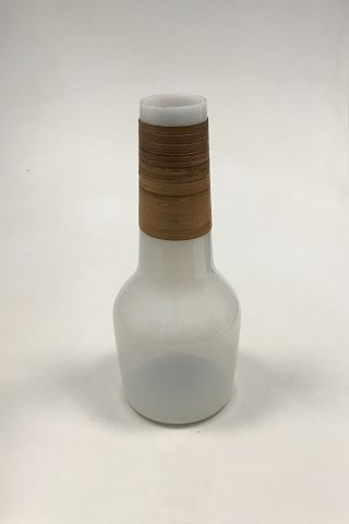 Kastrup Glasværk Opaline Karaffel med bambusbevikling