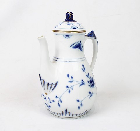 Kaffekande i Kipling Sommerfugl med guldkant af Bing og Grøndahl.
5000m2 udstilling.
