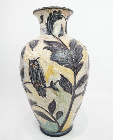 Keramik gulvvase dekoreret med blomster af Hedebo Keramik.5000m2 udstilling.