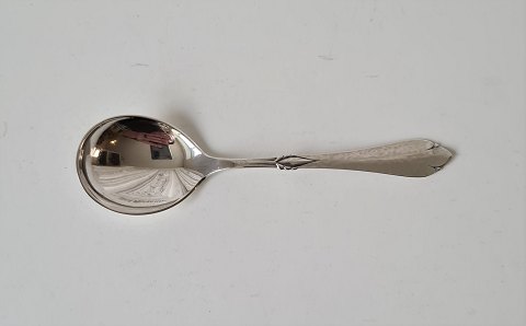 Freja marmalade spoon in silver