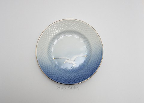 Kagetallerken, Mågestel med guld, Bing & Grøndahl