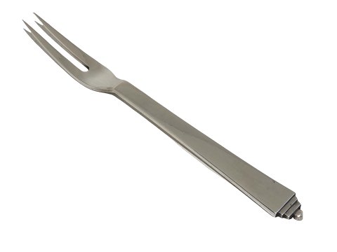 Georg Jensen Pyramide sterling sølv
Pålægsgaffel 13,8 cm.