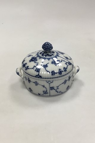 Royal Copenhagen Musselmalet Riflet Bonbonniere No. 400