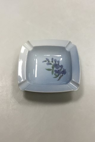 Bing and Grøndahl Ashtray with Wisteria No. 72/627