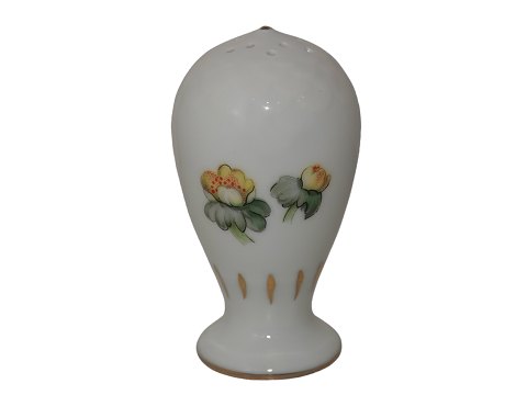 Aconite
Pepper shaker