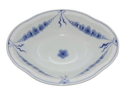 EmpireSmall oblong bowl 21.9 cm.