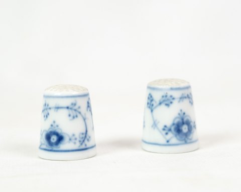 Kongelig porcelæn, musselmalet fingerbøl, 1950Flot stand