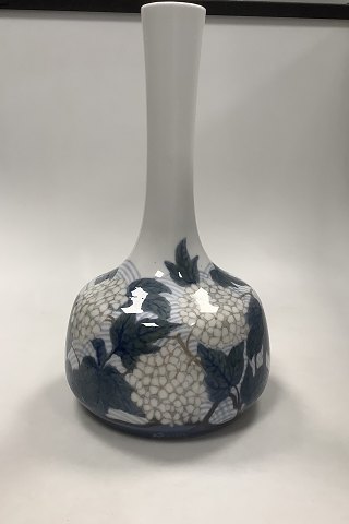 Royal Copenhagen Art Nouveau Unique Vase by Anna Smith from September 1913 No 11392