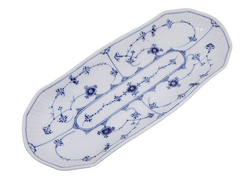 Musselmalet Riflet
Langt sellerifad 36,7 cm.