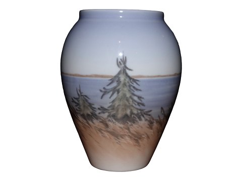 Royal Copenhagen
Mindre vase med landskab