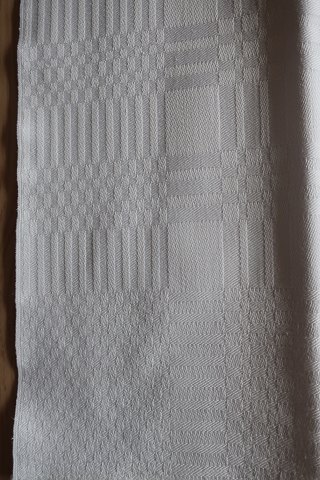 Antikke Stofservietter/mundservietterHørMed smuk vævning med struktur48cm x 54cmHåndvævedeHaves 3 stk. ensAntikt, dansk linned og olmerdug er vores speciale