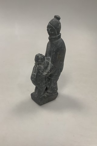 Grønlandsk Fedtstensfigur af Inuit Kvinde og barn