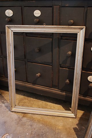 French 19th century silver frame with fine patina. 
Outer dimensions: 74x58cm...