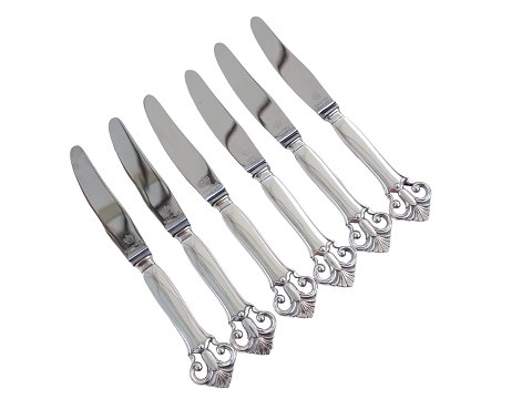 Ornamental tretårnet sølv
Frugtkniv 16 cm.