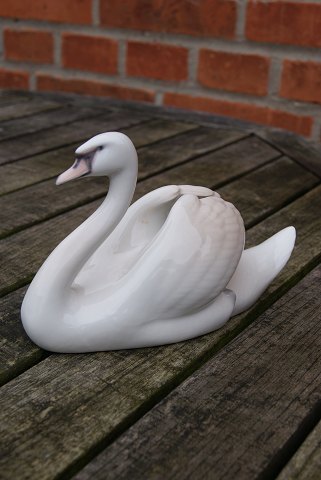 item no: f-Kgl. 755 Svane