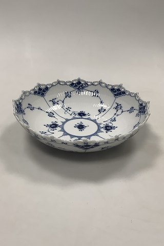 Royal Copenhagen Blue Fluted Full Lace Bowl No 1018 / 577