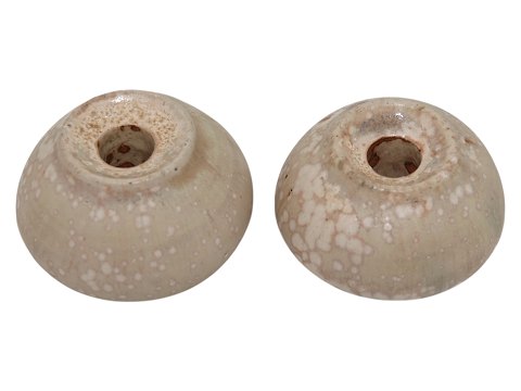 Royal Copenhagen art pottery
Small candlelight holder with an amazing glaze