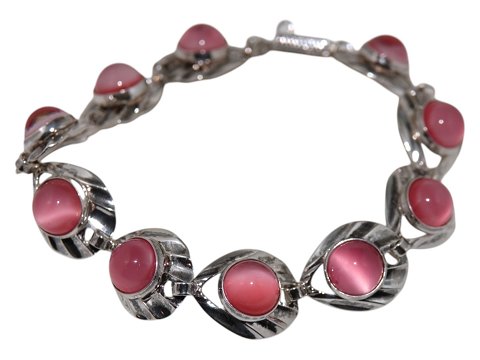 Danish sterling silver
Bracelet with pink stones from around 1960-1970