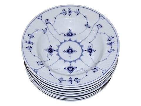 Blue Fluted Plain
Soup plate 23.5 cm. #167