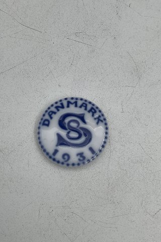 Royal Copenhagen Button from 1931