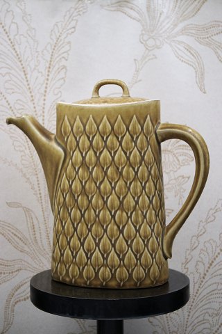 Bing & Grøndahl / Kronjyden Relief kaffekande...