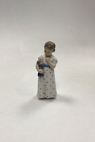 Royal Copenhagen Figur No. 3539 Pige med Dukke