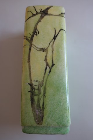 Vase af porcelænHåndmaletL: 15cmFlot stand