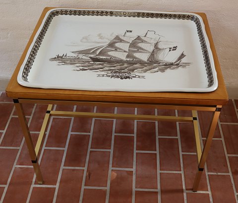 Brun Trankebar   Teblad Fajance Bakkebord 58 x 53.5 cm Skibsstel Svanen 1818 1968    Aluminia Fajance