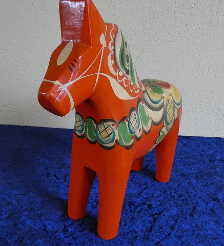 item no: v-Røde Dalarheste 30,5cm