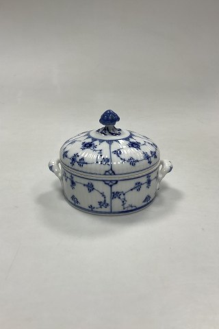 Royal Copenhagen Blue Fluted Plain Bonbonniere No. 400