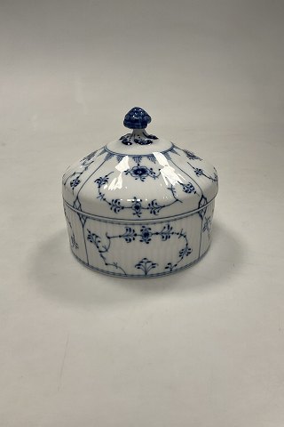 Royal Copenhagen Musselmalet Riflet Bonbonniere No. 176 / 177