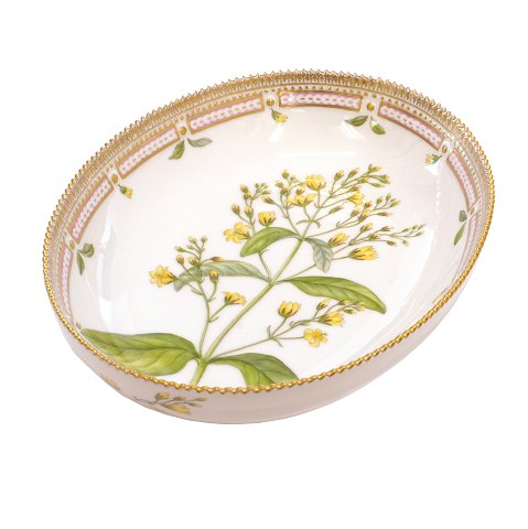 Royal Copenhagen Flora Danica oval dish #3507. 
"Lysimachia vulgaris L." Year 1974-78. H: 5,8cm. 
L: 27,5cm