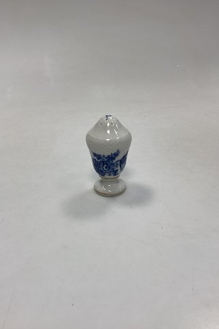 Royal Copenhagen Blå Blomst Svejfet med Guld Peberbøsse No. 1706