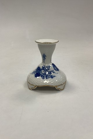 Royal Copenhagen Blå Blomst Svejfet med Guld Lysestage No. 1711