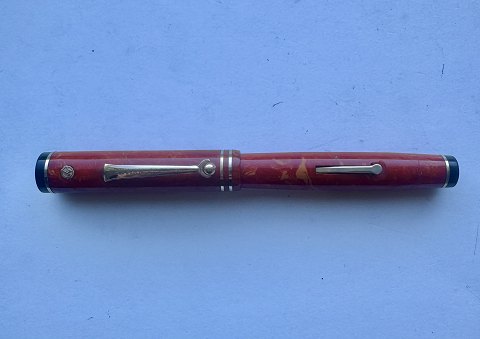 Coral red marbled  Wahl Eversharp Gold Seal fountain pen