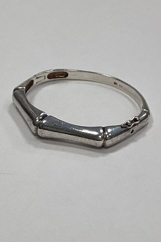 Moderne Armbånd i Sterling Sølv fra Peter Ernst Ravbutikken