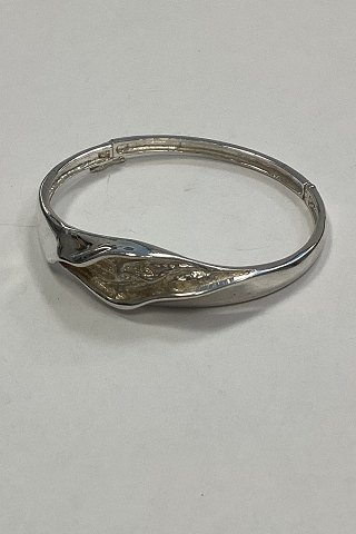 Moderne Armbånd i Sterling Sølv fra Jens J. Aagaard