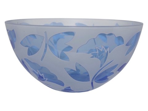 Holmegaard
Bowl with light blue flowers by Anja Kjær