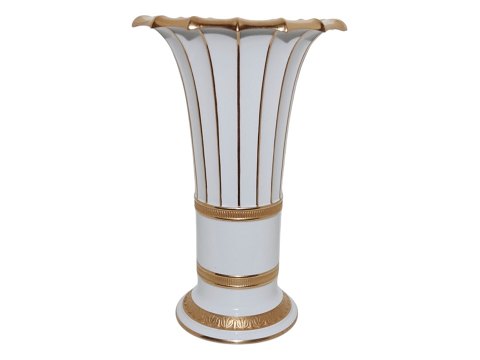 Royal Copenhagen 
Hetsch vase with gold edges