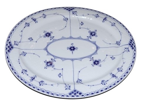 Blue Fluted Half LaceExtra flat platter 36.9 cm. #641