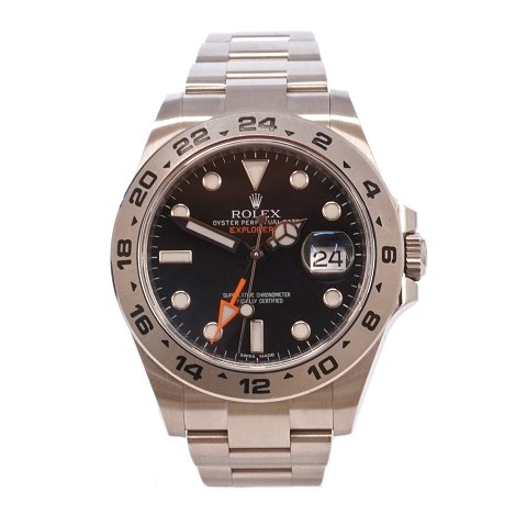 Rolex Explorer II 216570 year 2021 with black dial. With box and papers dated 25.04.21. D: 42mm