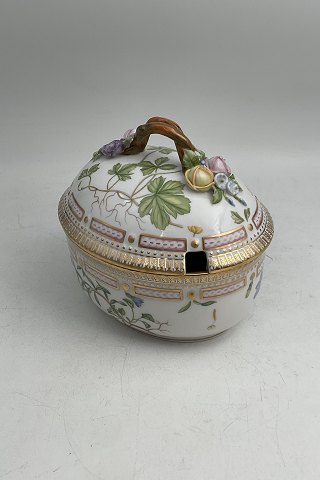 Royal Copenhagen Stel